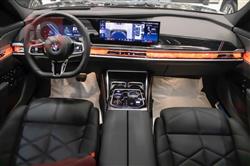 بي ام دبليو الفئة 7